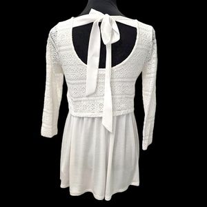 A Pea in the Pod 3/4 Sleeve Maternity Top White Lace Blouse Size XS